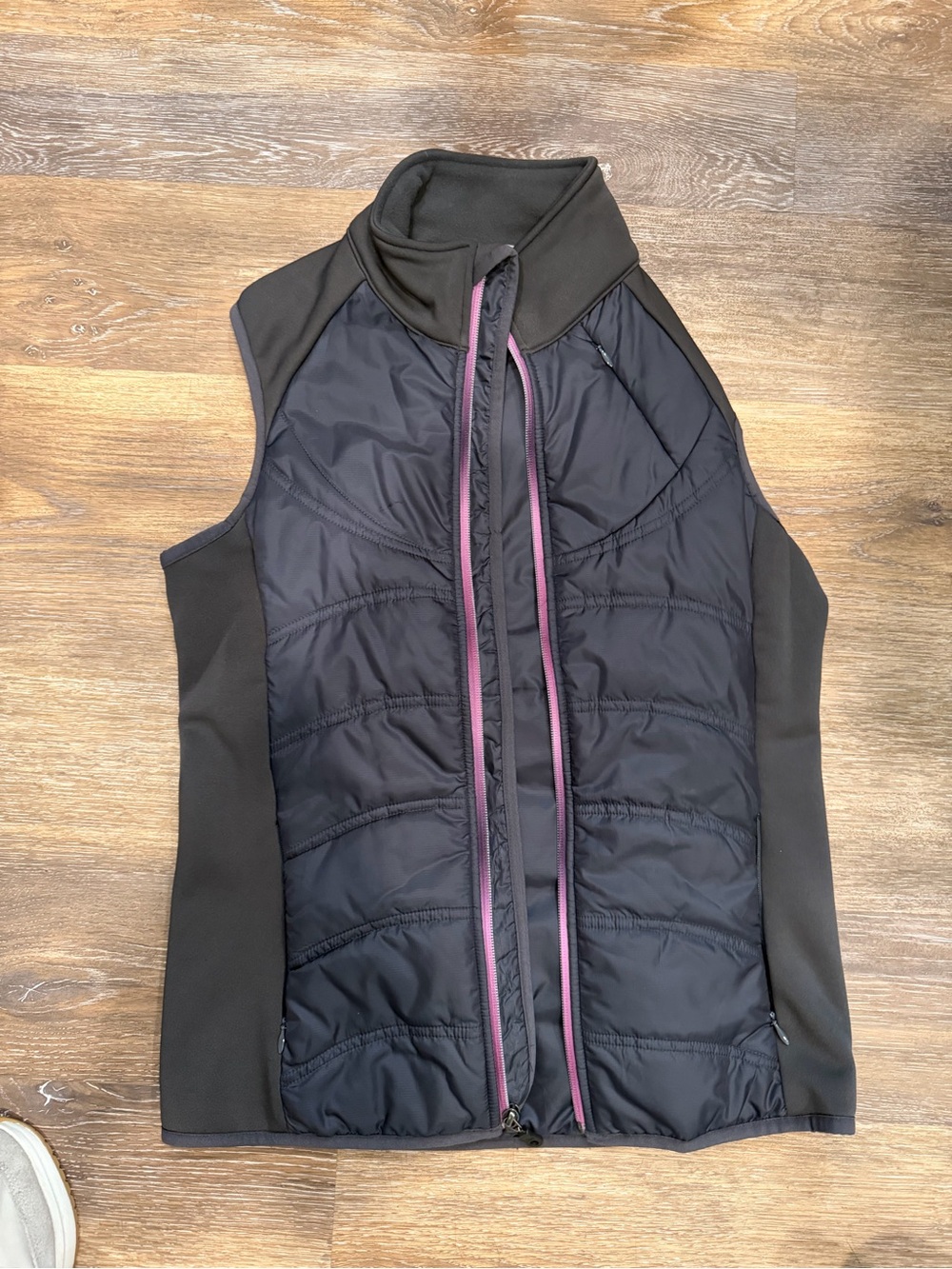 Athleta Women's Gray Quilted Vest with purple Trim